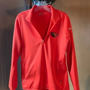 Oregon State Beavers women’s sweatshirt.